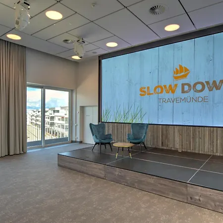 Slowdown Travemuende Отель Любек